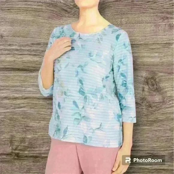 Alfred Dunner Size Medium 3/4 Sleeve Floral Top - Picture 1 of 2